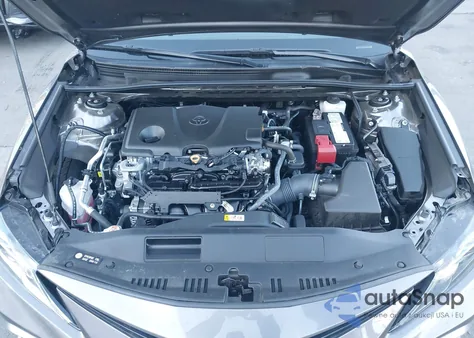 2022 Toyota Camry Le z USA, uszkodzony, nr VIN 4T1C11AK8NU688728